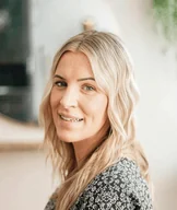 Laura P., 34